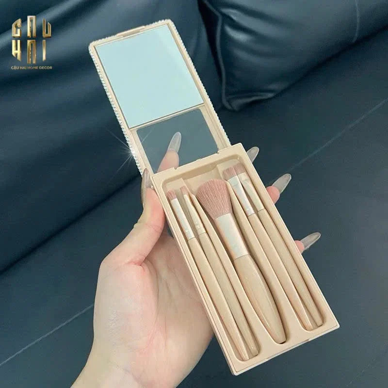 HỘP CỌ MAKE UP ON THE GO BEAUTY BOX DIAMOND BLING BLING-CẬU HAI HOME DECOR