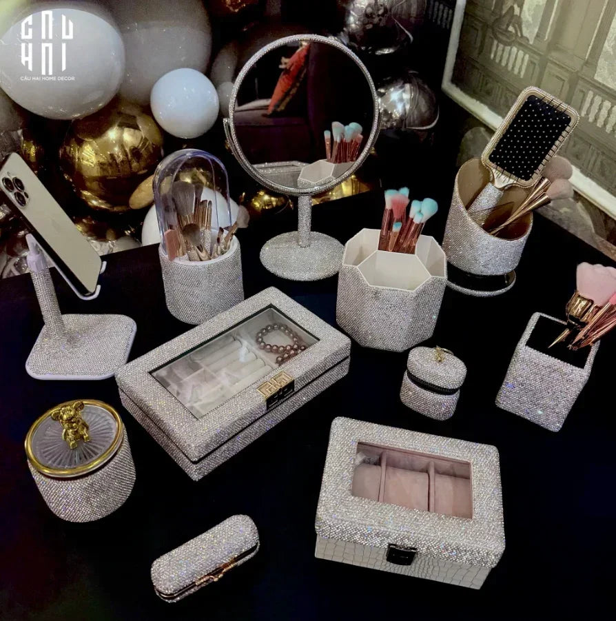 HỘP ĐỒNG HỒ DIAMOND BLING BLING-CẬU HAI HOME DECOR