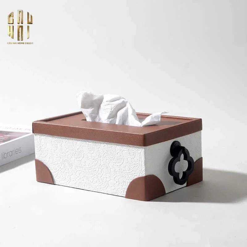 HỘP KHĂN GIẤY DA COGNAC NOUVEAU LACE TEXTURE FW25-CẬU HAI HOME DECOR