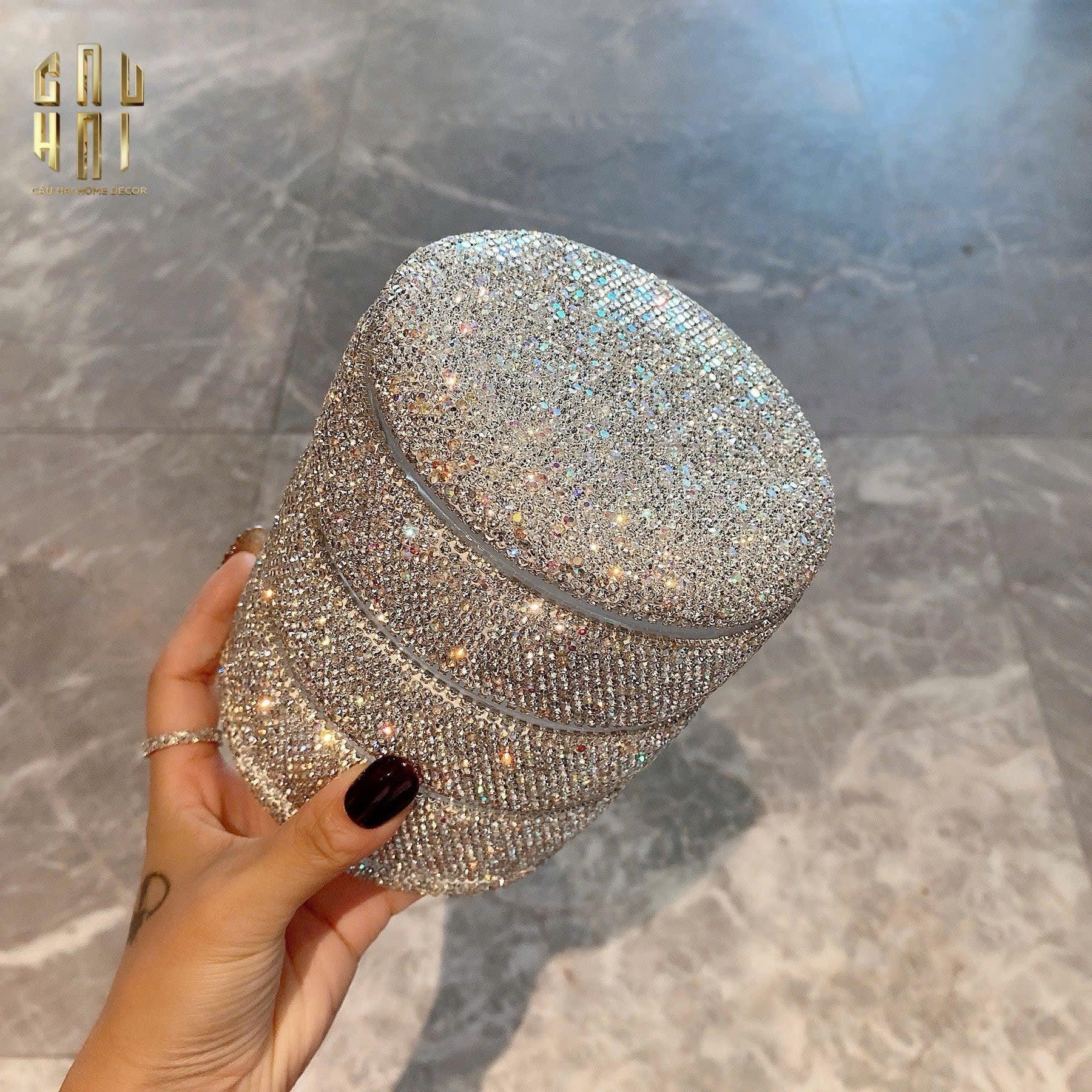 HỘP LƯU TRỮ 4 TẦNG CAROUSEL DIAMOND BLING BLING-CẬU HAI HOME DECOR