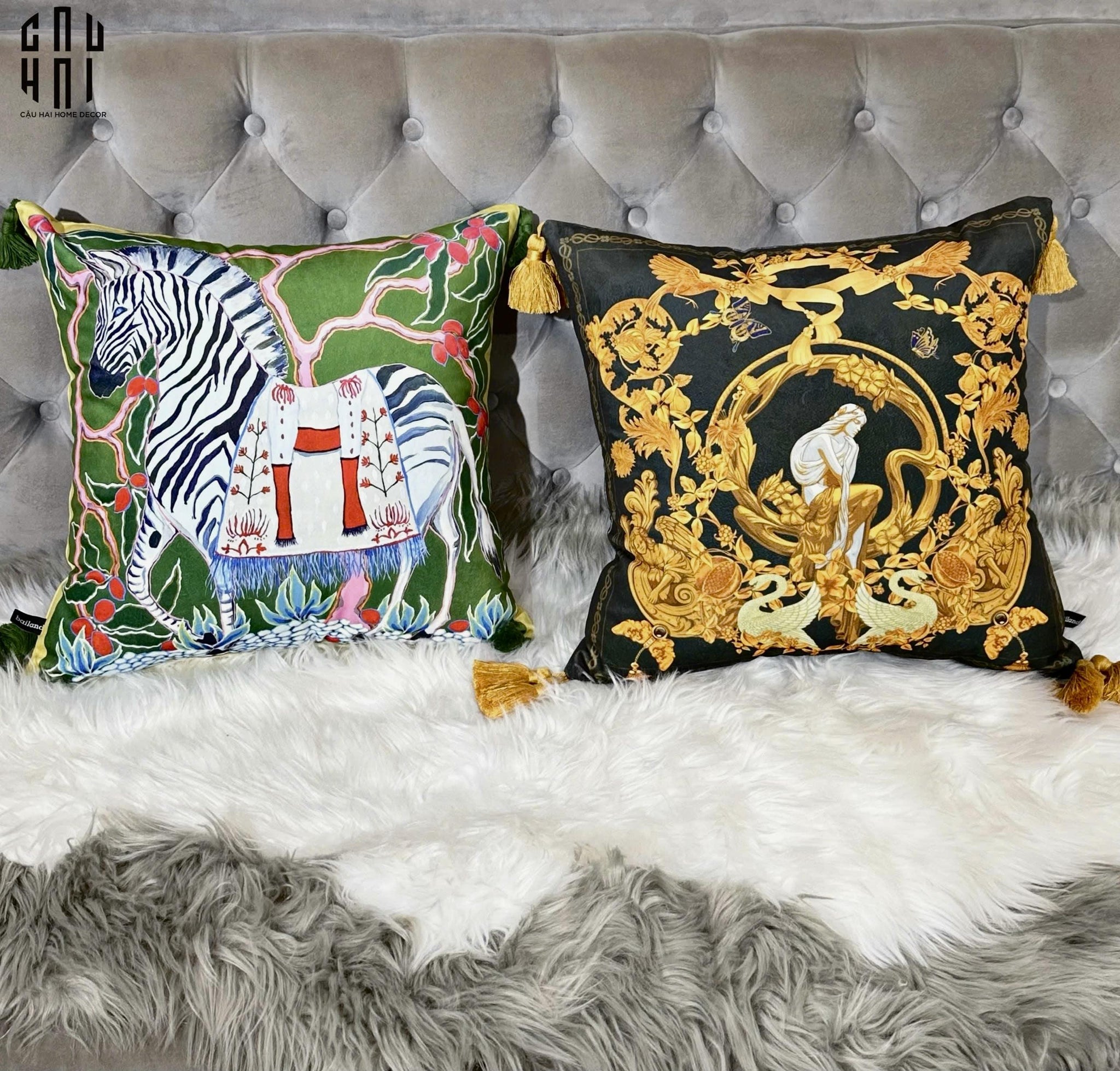 IMPERIAL SIGNATURE - VỎ GỐI NHUNG ACANTHUS ROYALE 45.-CẬU HAI HOME DECOR
