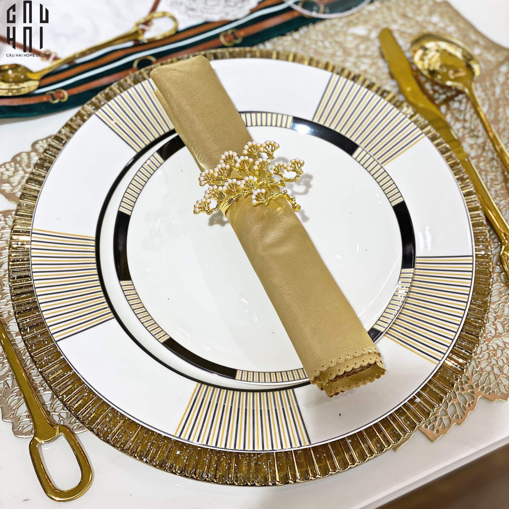 KHĂN ĂN - SILK NAPKIN GOLD-CẬU HAI HOME DECOR
