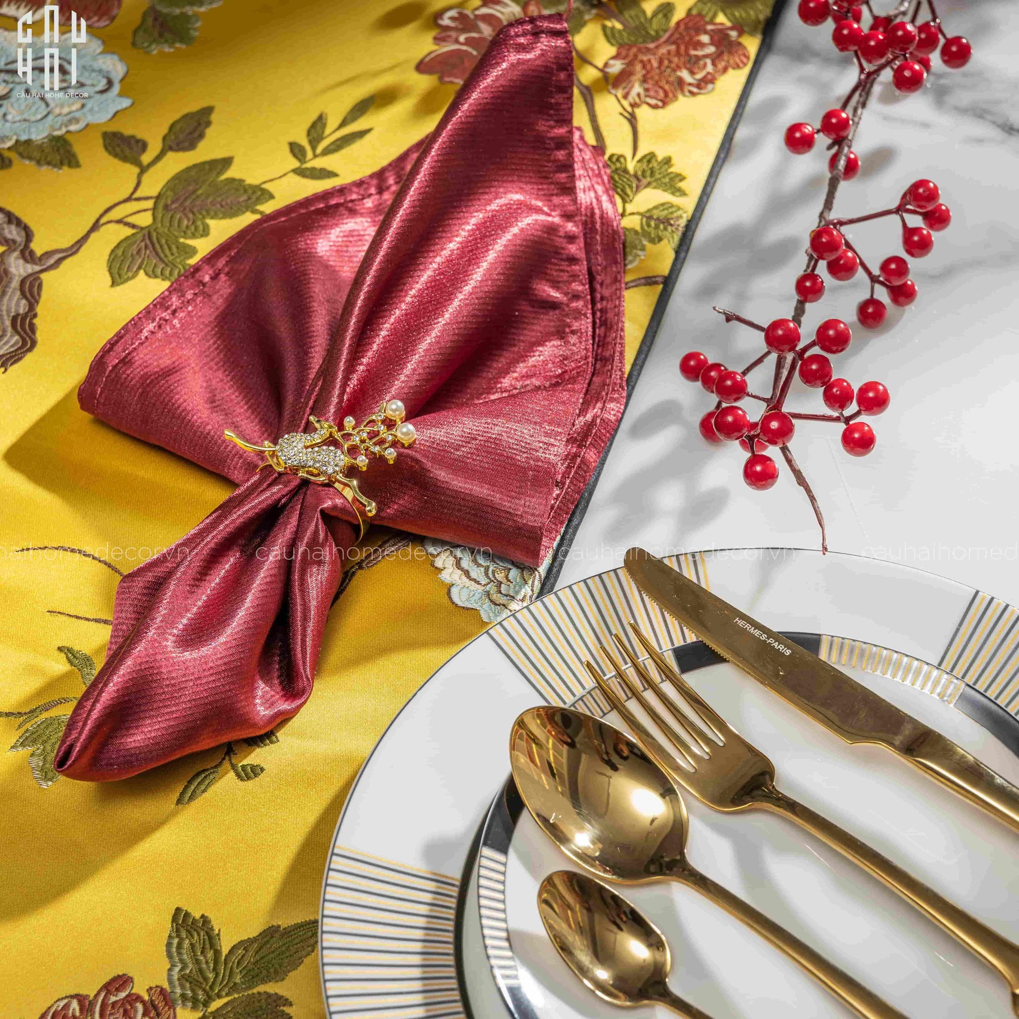 KHĂN ĂN - SILK NAPKIN RED-CẬU HAI HOME DECOR
