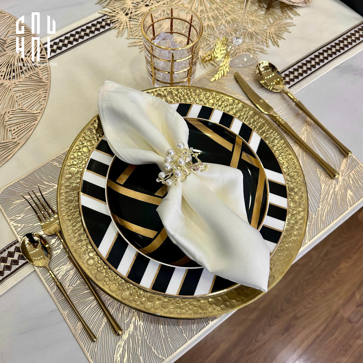 Khăn Ăn - Silk Napkin White Maison-KHĂN ĂN-CẬU HAI HOME DECOR