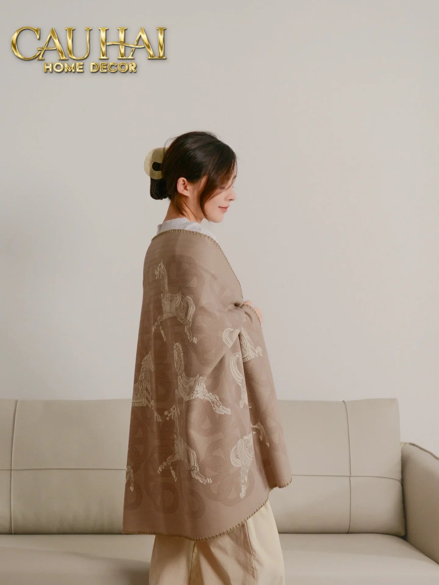 Khăn Cashmere Couture 80x150 - La Parade des Cent Chevaux - Button Édition-CẬU HAI HOME DECOR