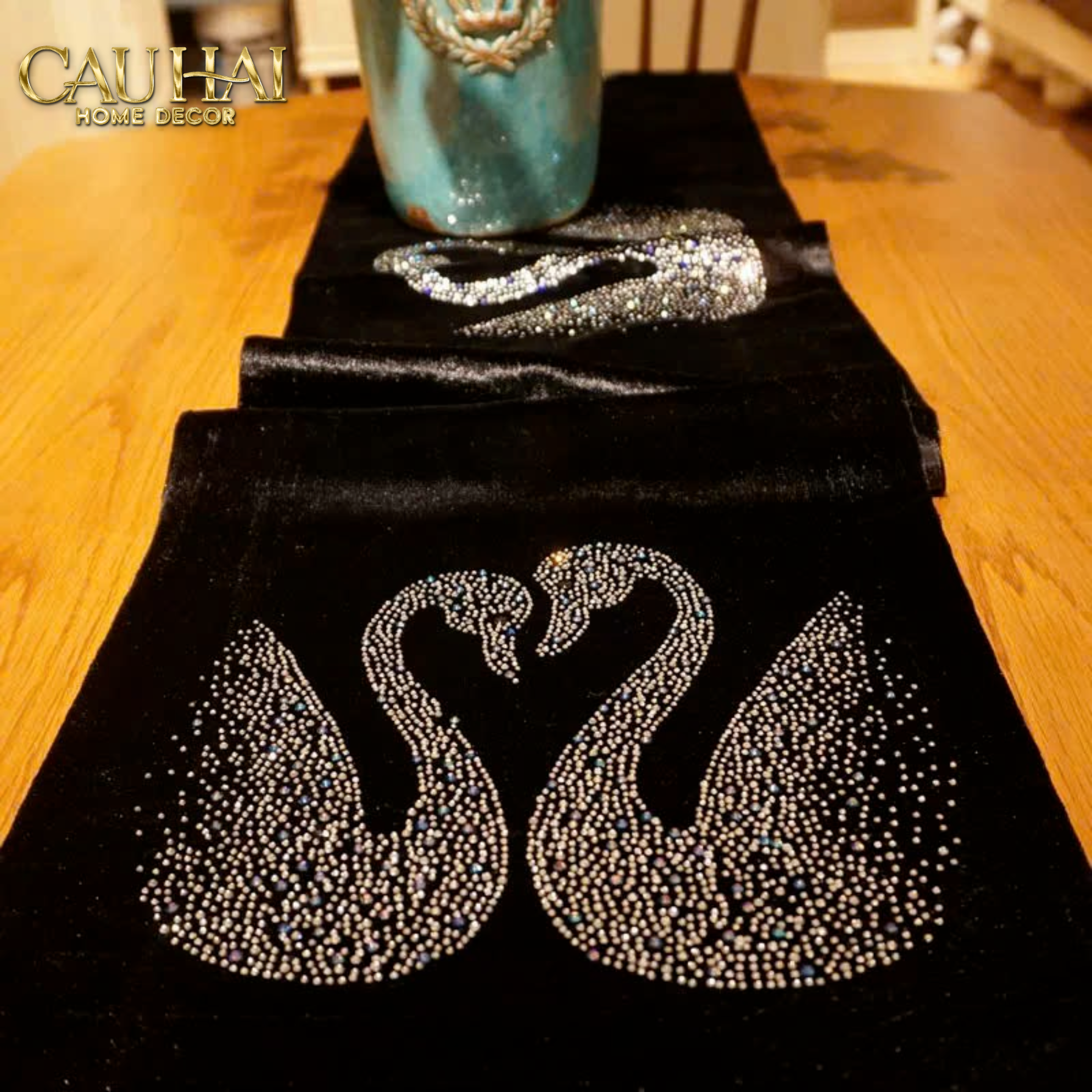 KHĂN TRẢI BÀN - ENIGMA SWAN VELVET TABLE RUNNER 30x220-CẬU HAI HOME DECOR