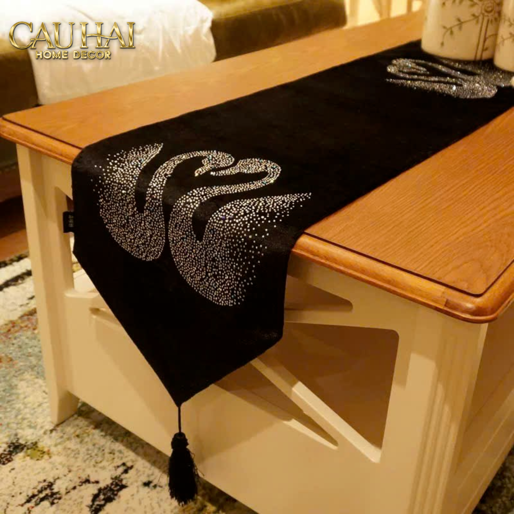 Khăn Trải Bàn - Enigma Swan Velvet Table Runner 30X220 - CẬU HAI HOME DECOR