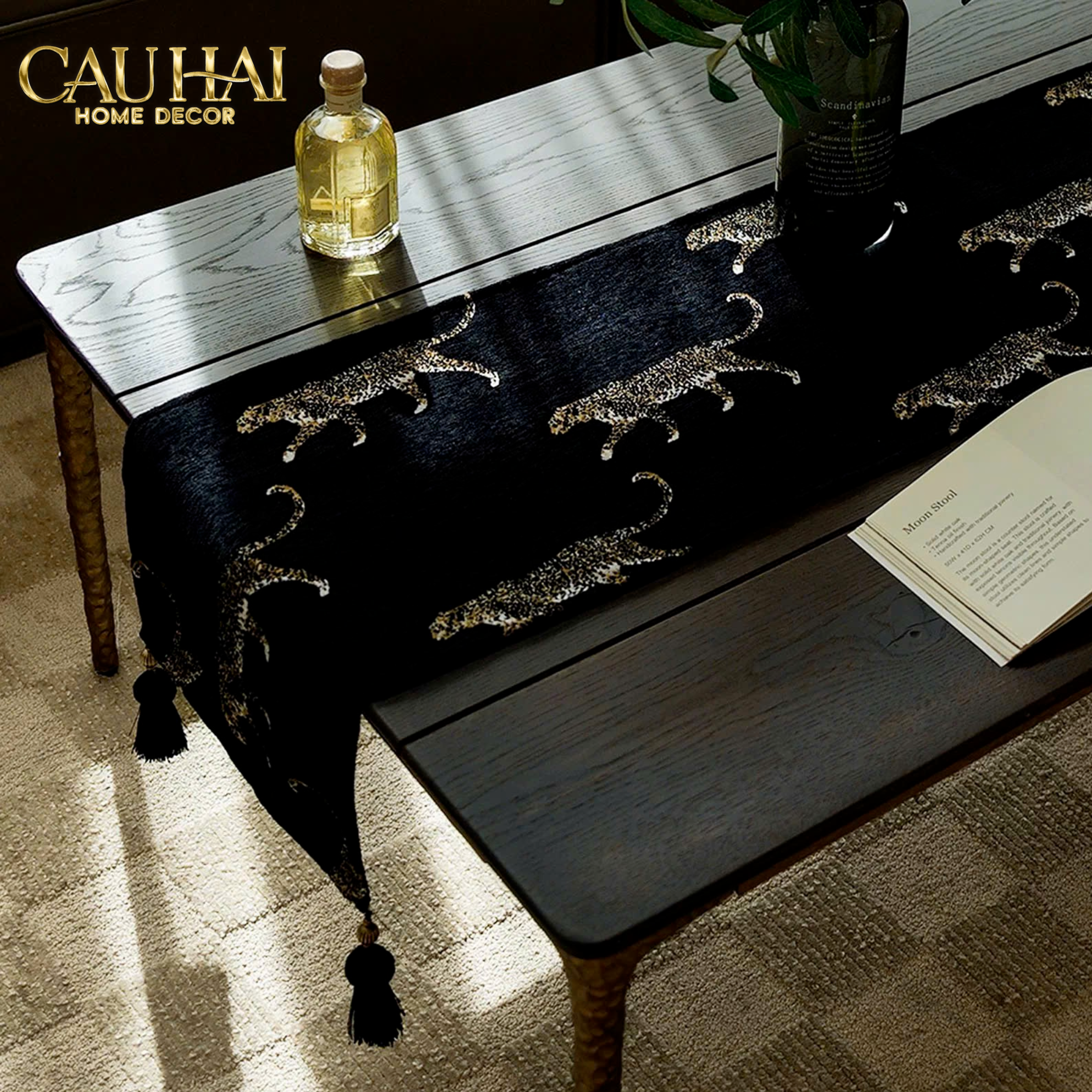 KHĂN TRẢI BÀN JARGUAR SAVOIR TABLE RUNNER 30X240-CẬU HAI HOME DECOR