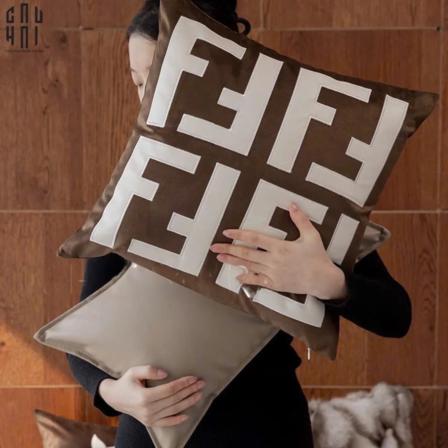 Les Cussins D’Élégance - Vỏ Gối Canvas Fancy Atélier 45-CẬU HAI HOME DECOR