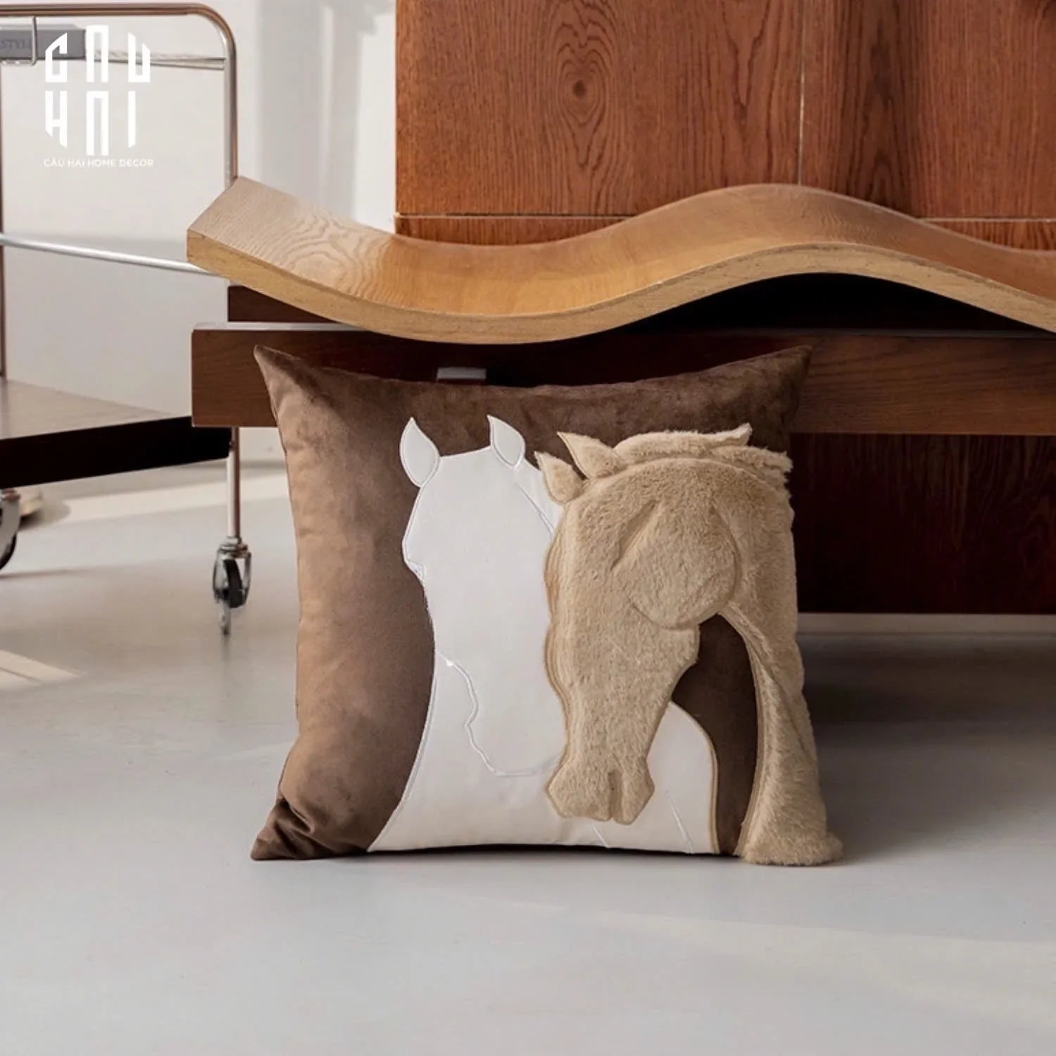 LES CUSSINS D’ÉLÉGANCE - VỎ GỐI VICTORIOUS HORSE-CẬU HAI HOME DECOR