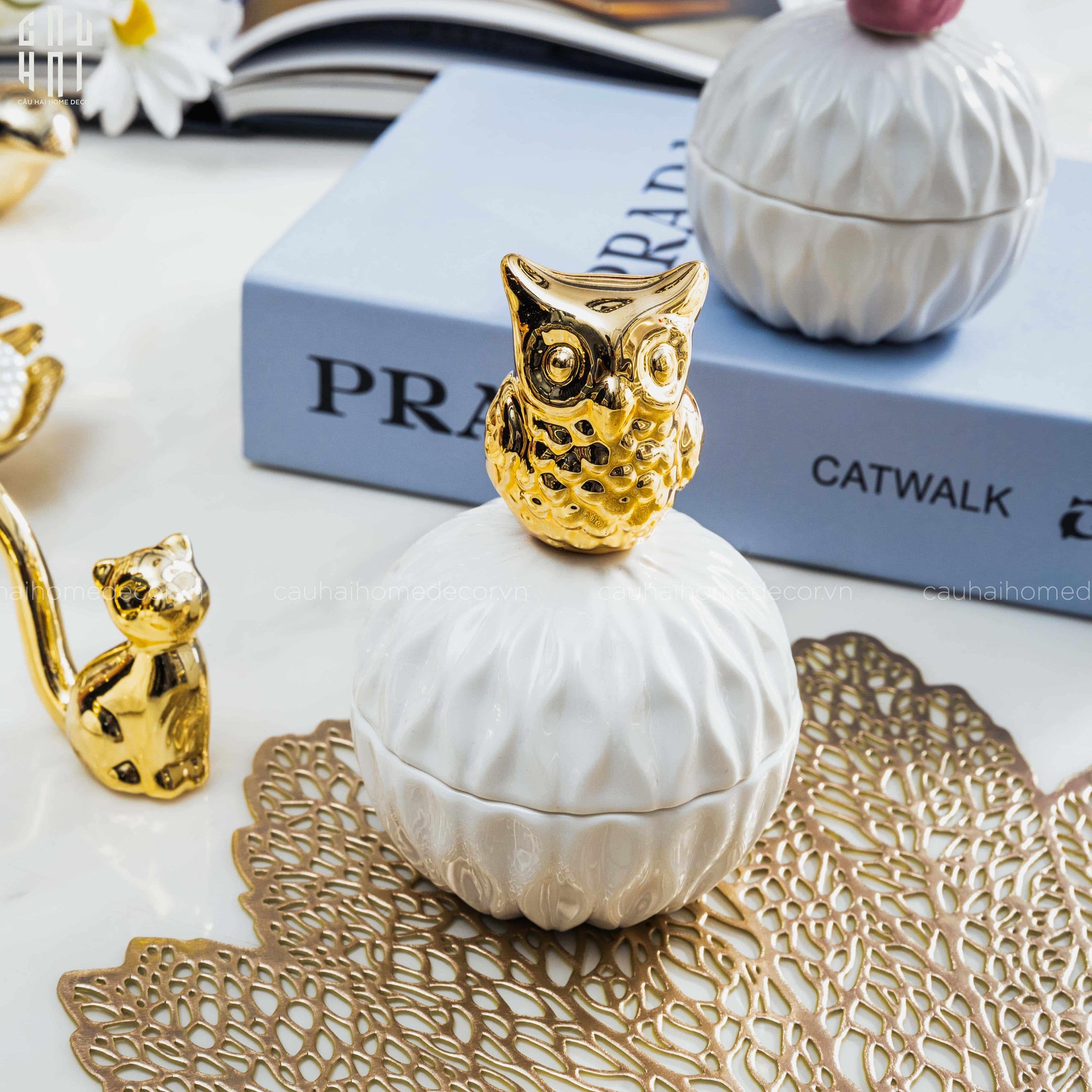 LỌ SỨ GOLDEN OWL-CẬU HAI HOME DECOR