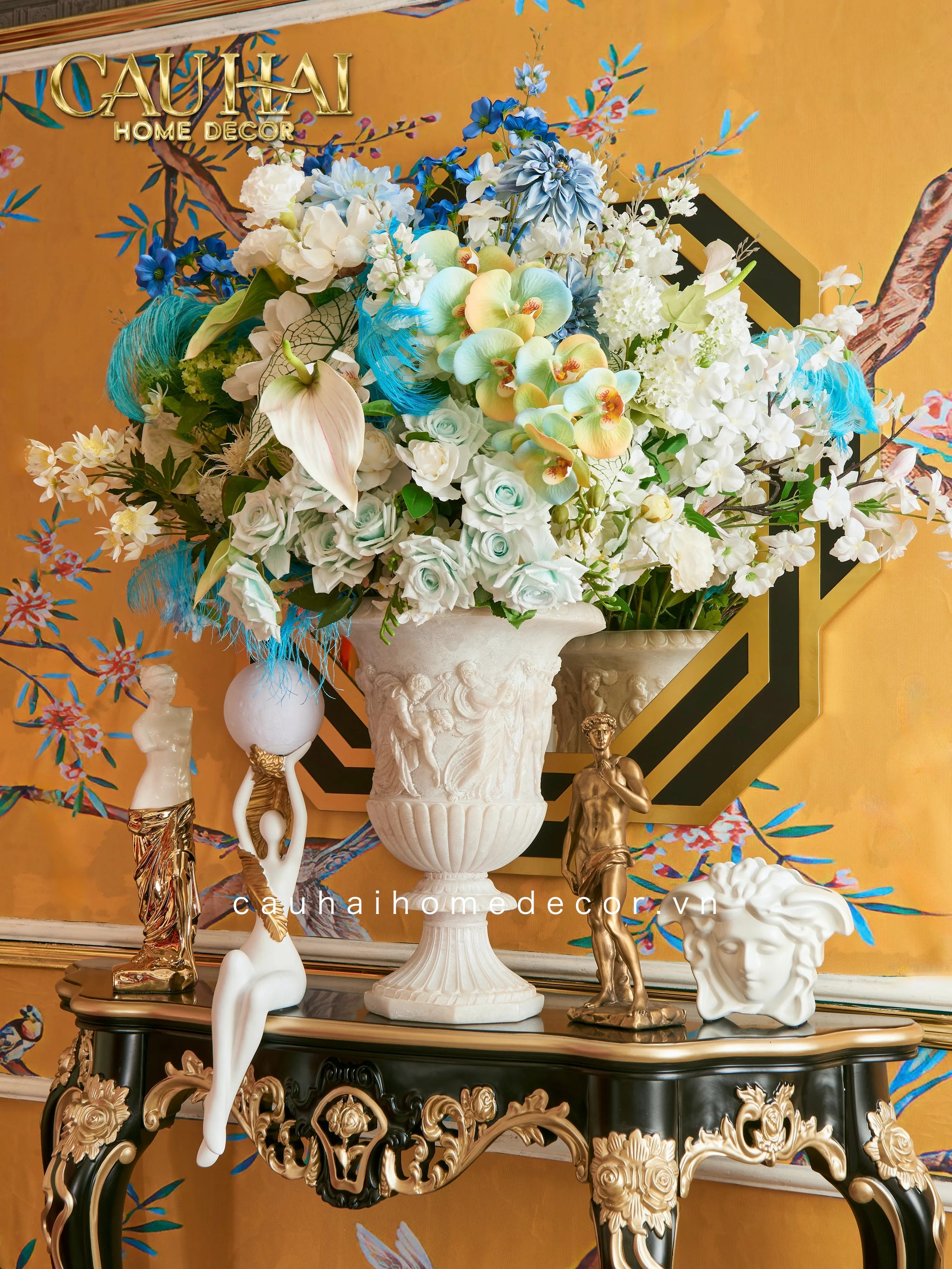 Maison Couture - Bình Hoa Phù Điêu Đá Sa Thạch Giả Ngọc - Amphora Des Dieux Dionysien - Patrimoine H47xM35-CẬU HAI HOME DECOR