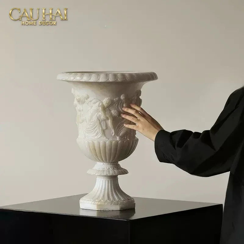 Maison Couture - Bình Hoa Phù Điêu Đá Sa Thạch Giả Ngọc - Amphora Des Dieux Dionysien - Patrimoine H47xM35-CẬU HAI HOME DECOR