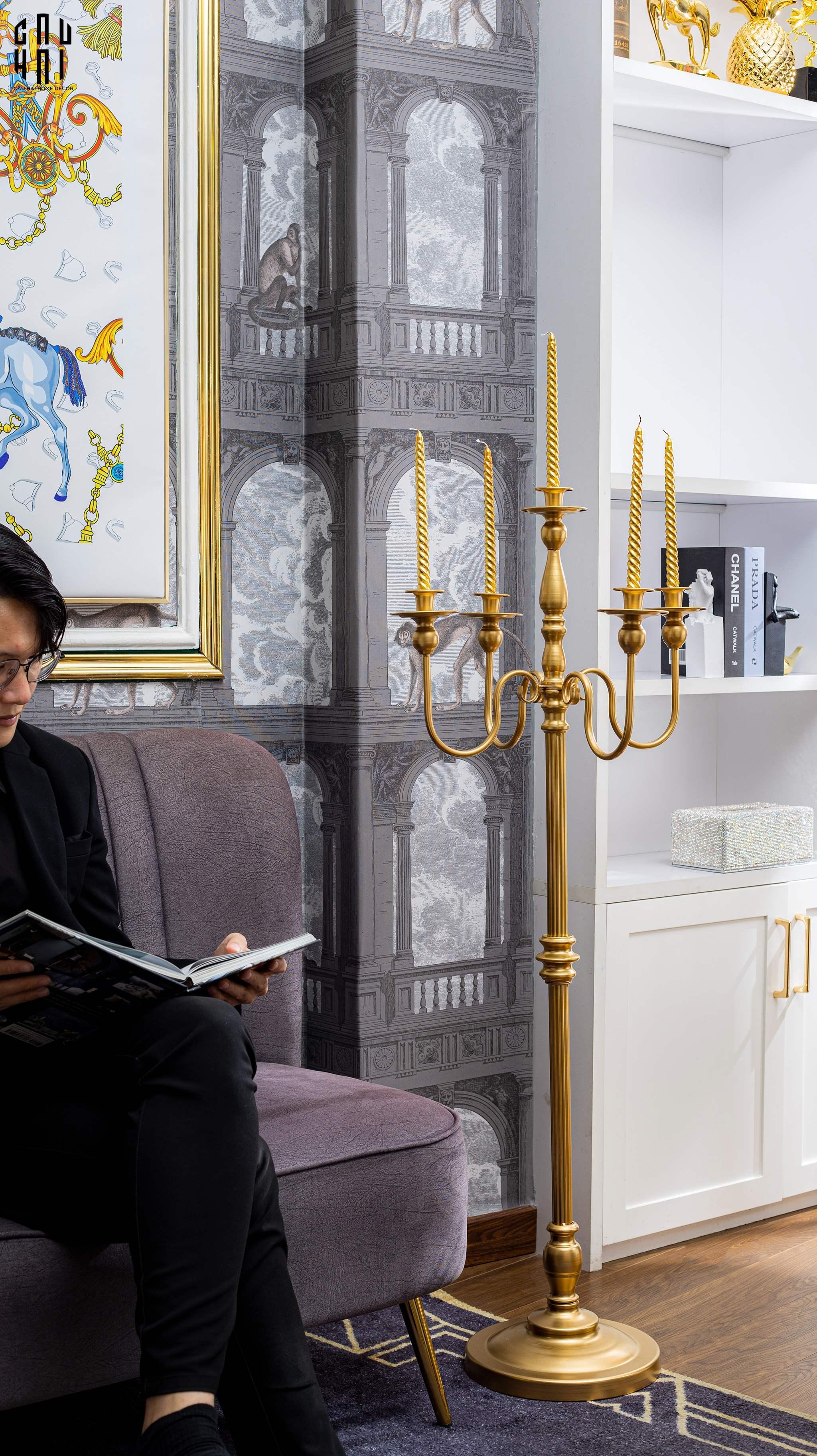 Maison Couture – Đế Nến Sàn Impérial Candelabre Baroque Éclat H122-CẬU HAI HOME DECOR