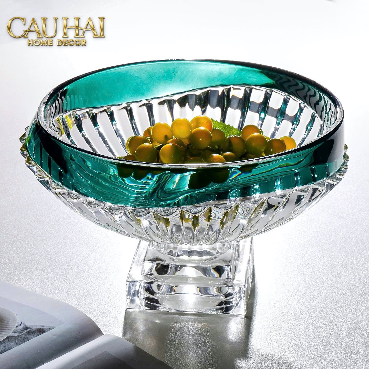 Maison Couture - Đĩa Trái Cây Ngọc Lục Bảo Émeraude Cristalleries Pedestal Bowl - CẬU HAI HOME DECOR