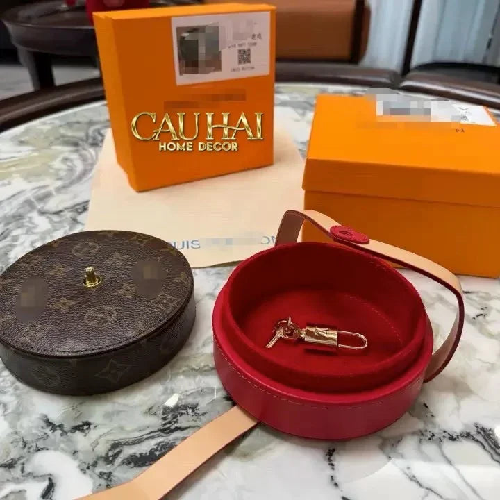 Maison Couture - Hộp Lưu Trữ Petite Malle Rubis Privé Trunk Box-HỘP TRANG SỨC-Đối tác tại Trung Quốc theo từng đơn đặt hàng-CẬU HAI HOME DECOR