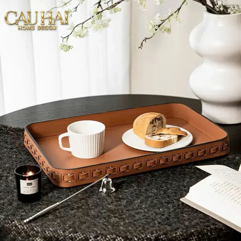 Maison Couture – Khay Da Utilitaire Effet Tressé – Cognac 28x42-CẬU HAI HOME DECOR