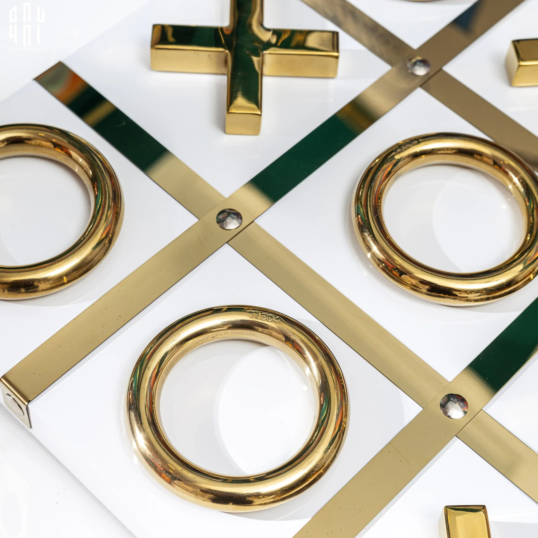 maison-couture-laying-board-game-luxury-tic-tac-toe-33x33-trang-tri-cau-hai-home-decor-5 - CẬU HAI HOME DECOR