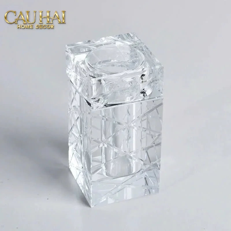 maison-couture-lo-tam-bong-pha-le-cannage-diamant-facette-vanity-cristalleries-7x10-cau-hai-home-decor-5 - CẬU HAI HOME DECOR