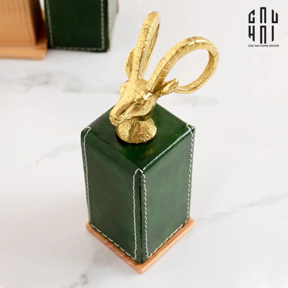 maison-couture-lo-tam-lux-leather-oakwood-the-inner-charm-6x16-cau-hai-home-decor-3 - CẬU HAI HOME DECOR