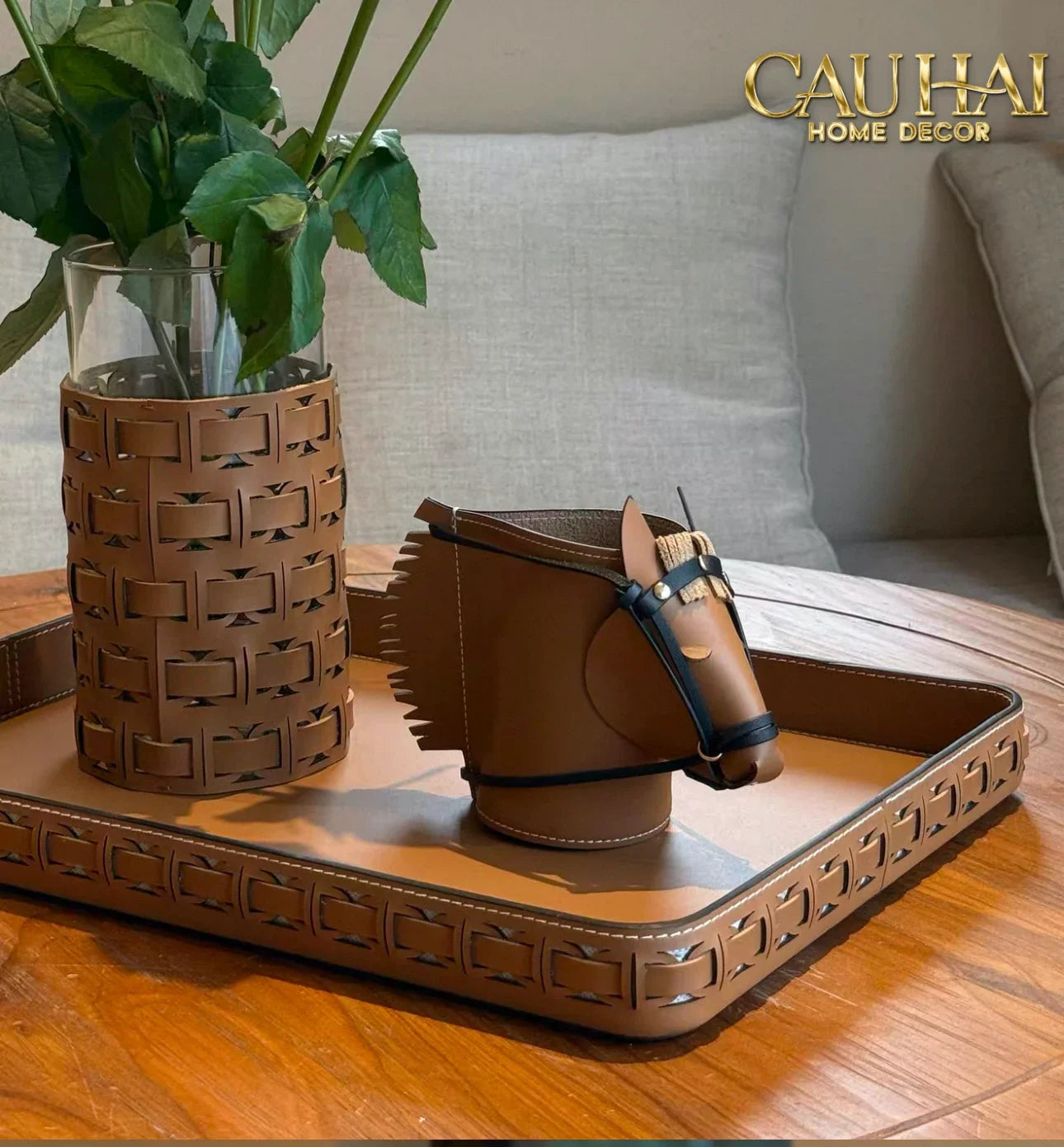 Maison Couture - Lọ Trang Trí Đầu Ngựa Da Thuộc Equestrian Head Leather Saddle Brun Vessel 13x17-CẬU HAI HOME DECOR