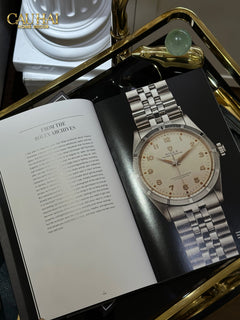 Maison Couture - Sách Fashion Runway A Man And His Watch 28x18x3 176 pages-CẬU HAI HOME DECOR