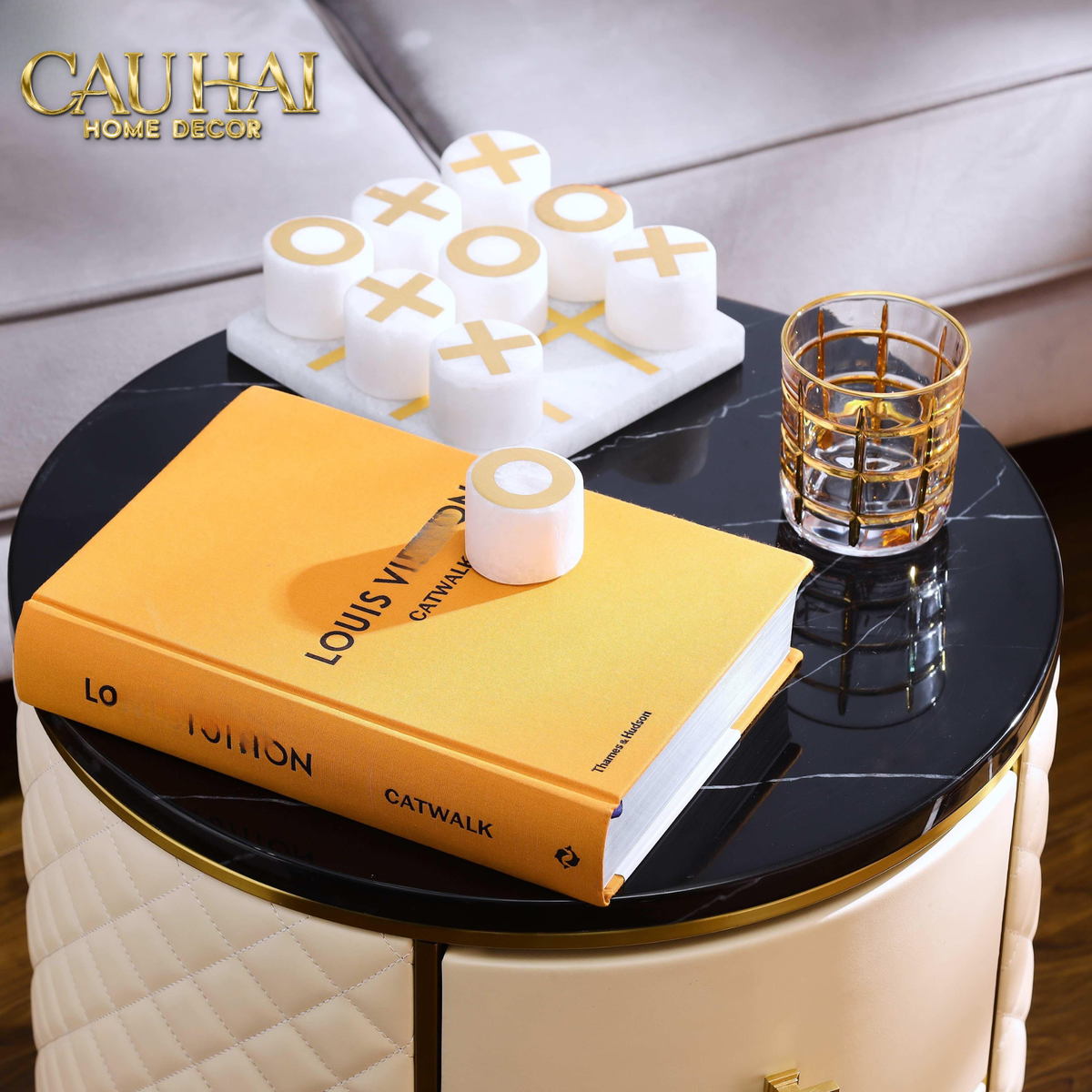 Maison Couture - Sách Louis Fashion Runway 20x28x6 632 pages-Sách Couture-CẬU HAI HOME DECOR