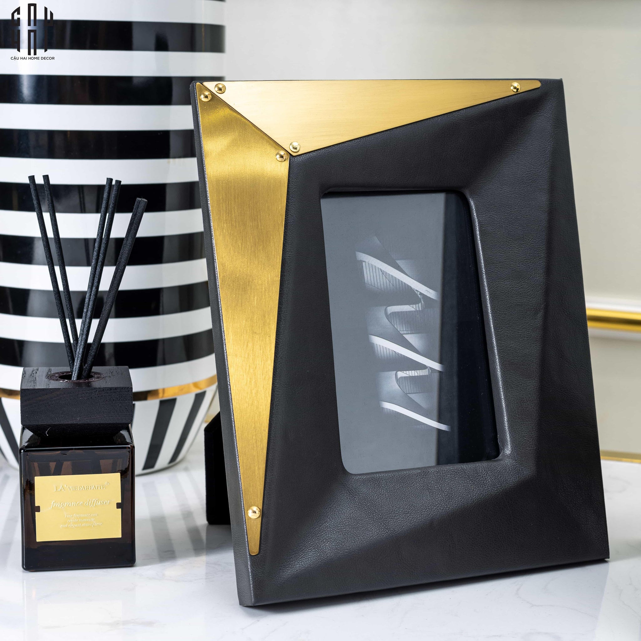 Maison Couture - Set 2 Khung Ảnh Da Savoir Faire Diamant Facetté Leather Frame-CẬU HAI HOME DECOR