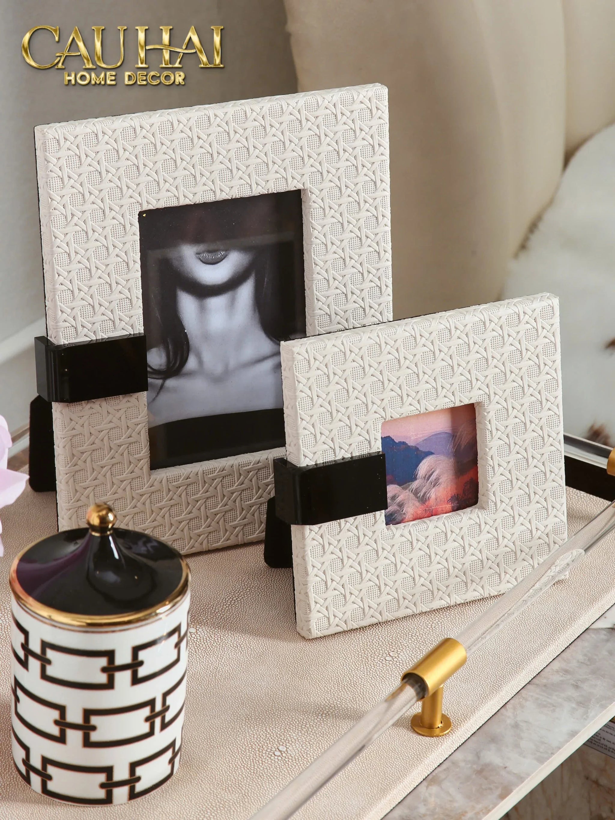 maison-couture-set-2-khung-anh-white-pearl-cannage-cau-hai-home-decor-3 - CẬU HAI HOME DECOR