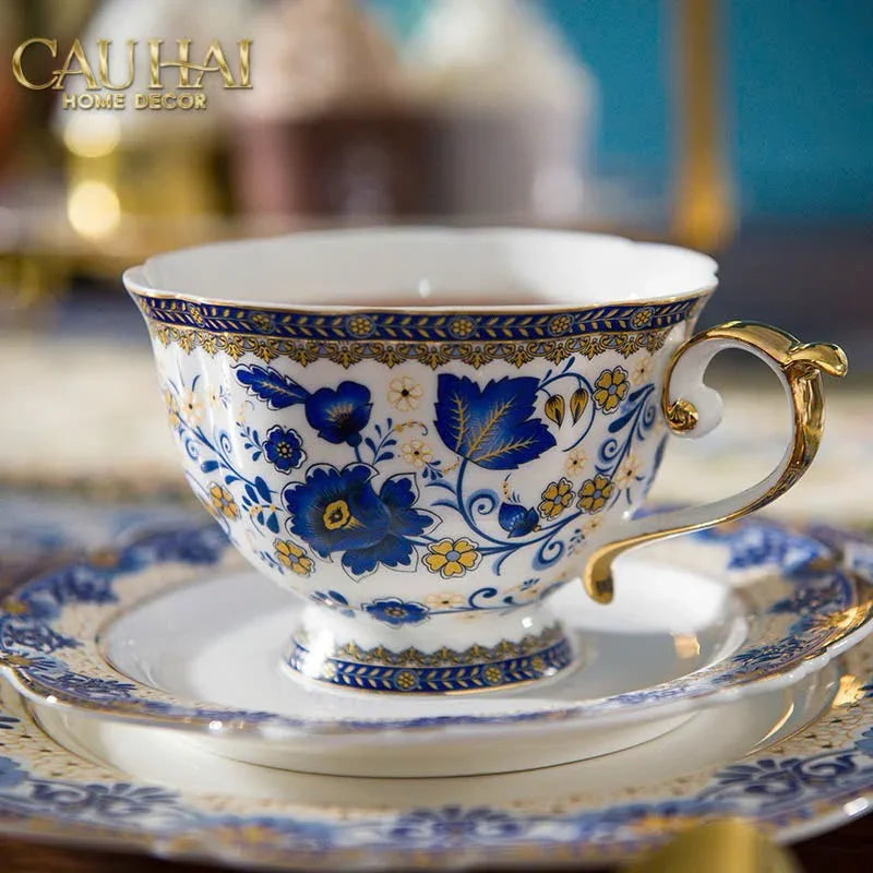 Maison Couture – Set Bình Trà Khay Sứ 6 Tách Indochine Héritage Indigo Blue Floral Porcelain 10Pcs-CẬU HAI HOME DECOR