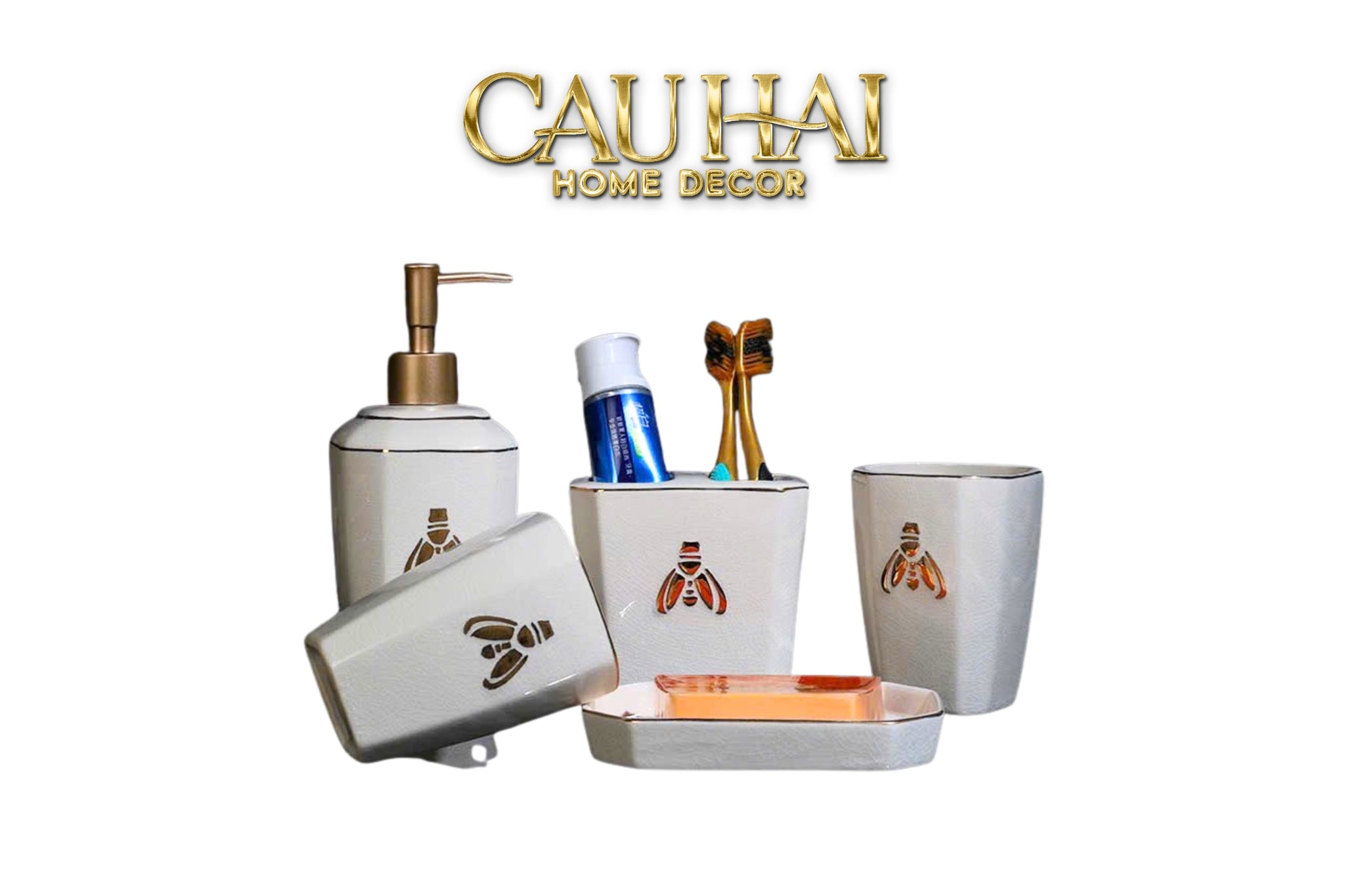 Maison Couture - Set Nhà Tắm Élégance Miel Doré – Golden Queen Bee 5Pcs - CẬU HAI HOME DECOR