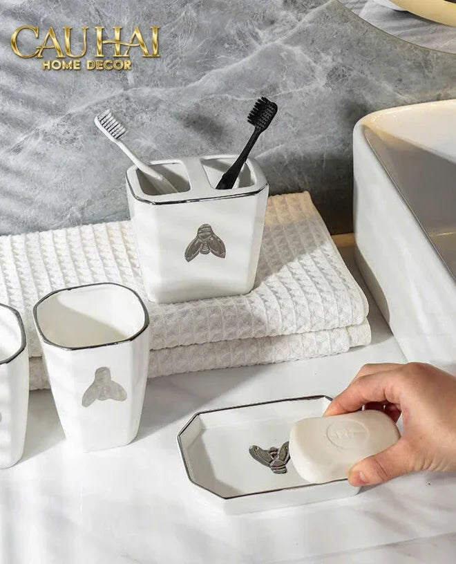 Maison Couture - Set Nhà Tắm G Class Élégance Miel Doré – Golden Queen Bee 5Pcs-CẬU HAI HOME DECOR
