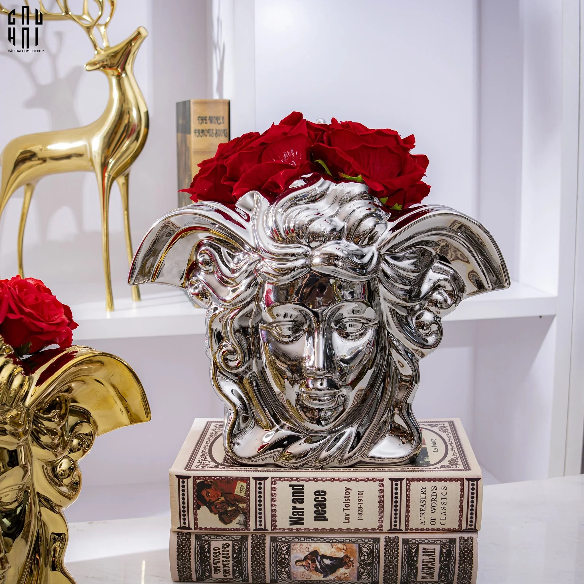 Maison Couture - Tượng Bình Hoa V Class Silver Medusa Fascination 20x34x22-CẬU HAI HOME DECOR