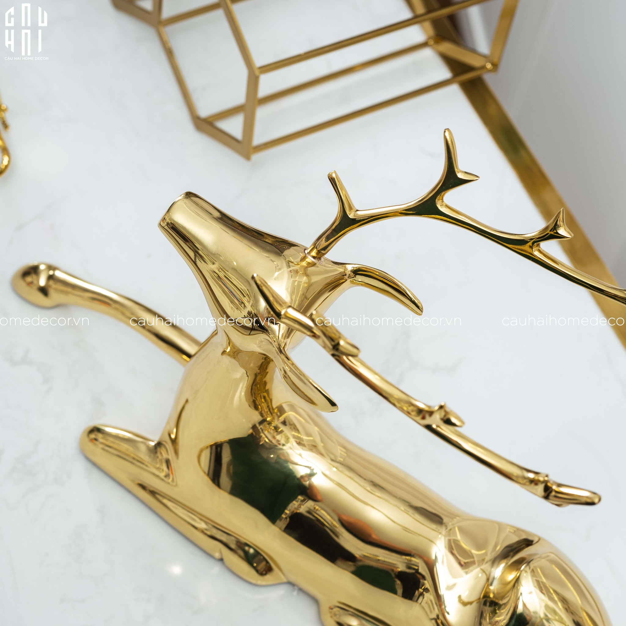 Maison Couture - Tượng Đế Đỡ Rượu Hươu Đồng Brasson Premium Wine Holder - Mythical Goddess Elk Ss25-CẬU HAI HOME DECOR
