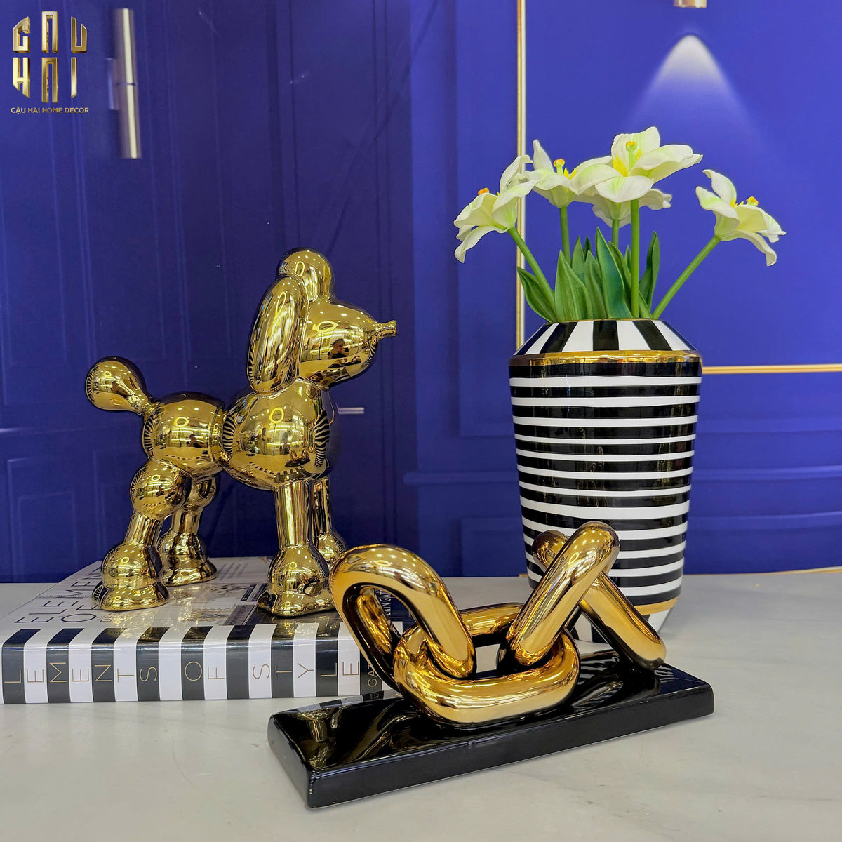 Maison Couture - Tượng Gilded Royal Poodle-TƯỢNG TRANG TRÍ-Đối tác tại Trung Quốc theo từng đơn đặt hàng-CẬU HAI HOME DECOR