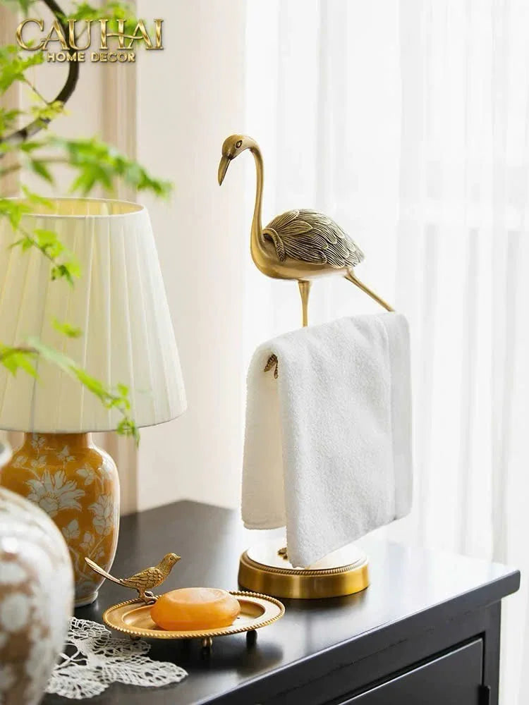 Maison Couture - Tượng Hạc Đồng Folie Flamingo Towels Hanging Bathroom Vanity H38-CẬU HAI HOME DECOR