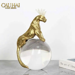 Maison Couture - Tượng Quả Cầu Pha Lê - Báo Đồng Đá Thạch Anh Trắng Regal Quartz Panther Globe 15x30-CẬU HAI HOME DECOR