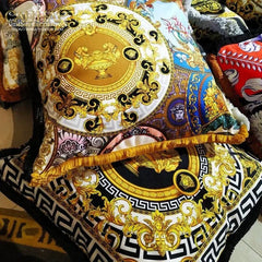 Maison Couture - Vỏ Gối Nhung Chenille V Class Medusa . La Coupe Des Dieux - Prestige Gala 45-CẬU HAI HOME DECOR
