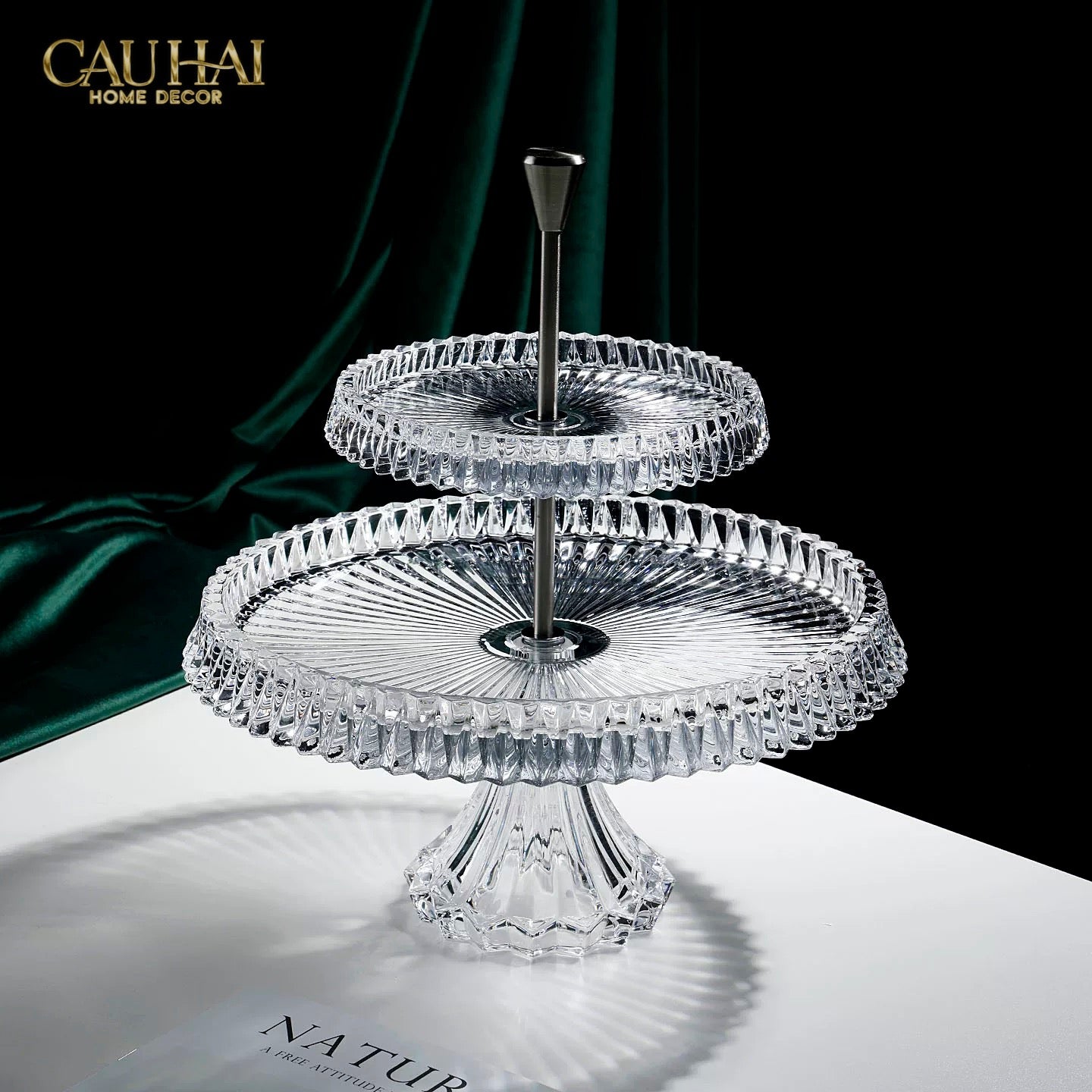 Maison Cristalleries Couture - Đĩa Pha Lê 2 Tầng Lumière Couronne Étagère 2 Niveaux 34x37-CẬU HAI HOME DECOR