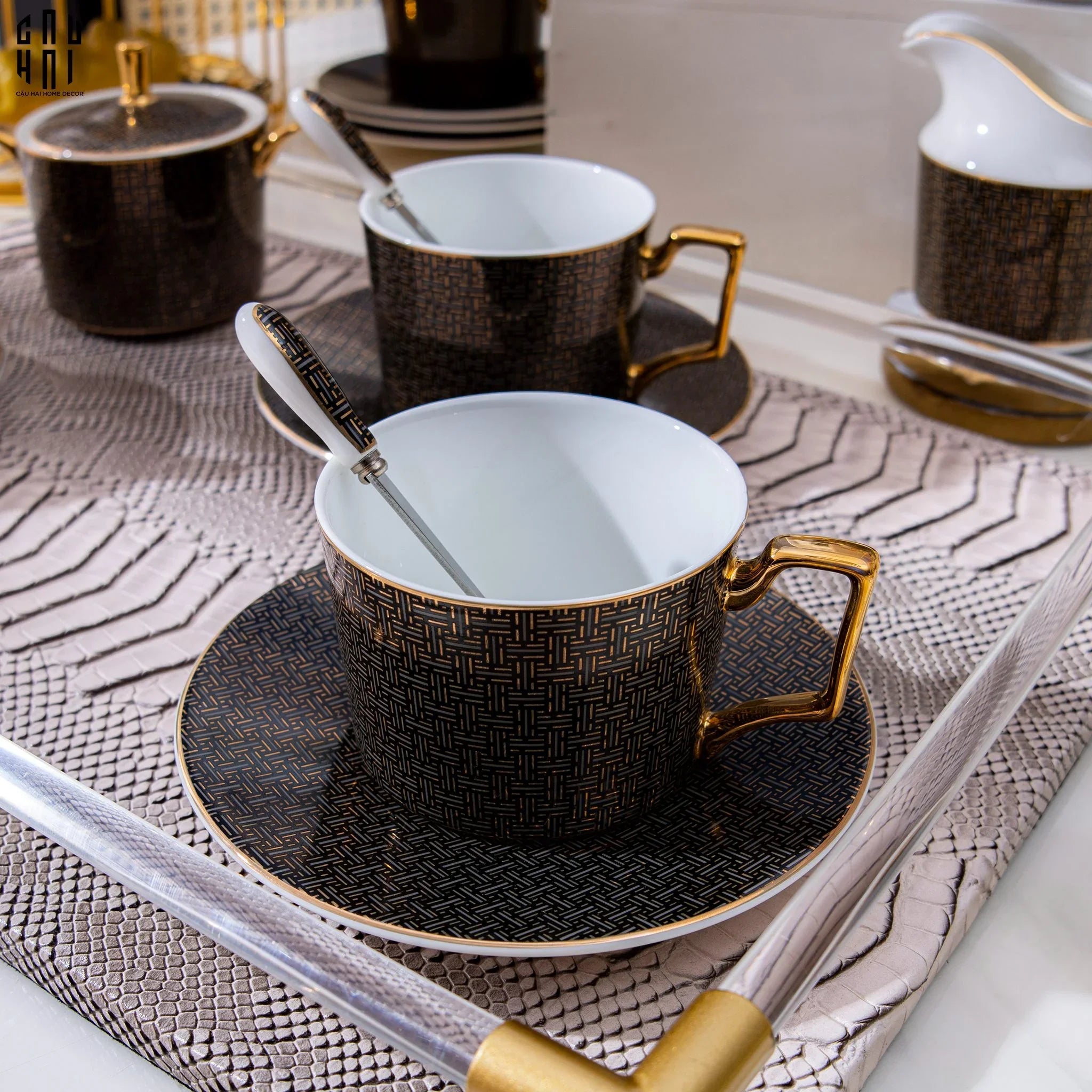 MAISON DE LUXE - SET BÌNH TRÀ MEGGIE SS25-CẬU HAI HOME DECOR