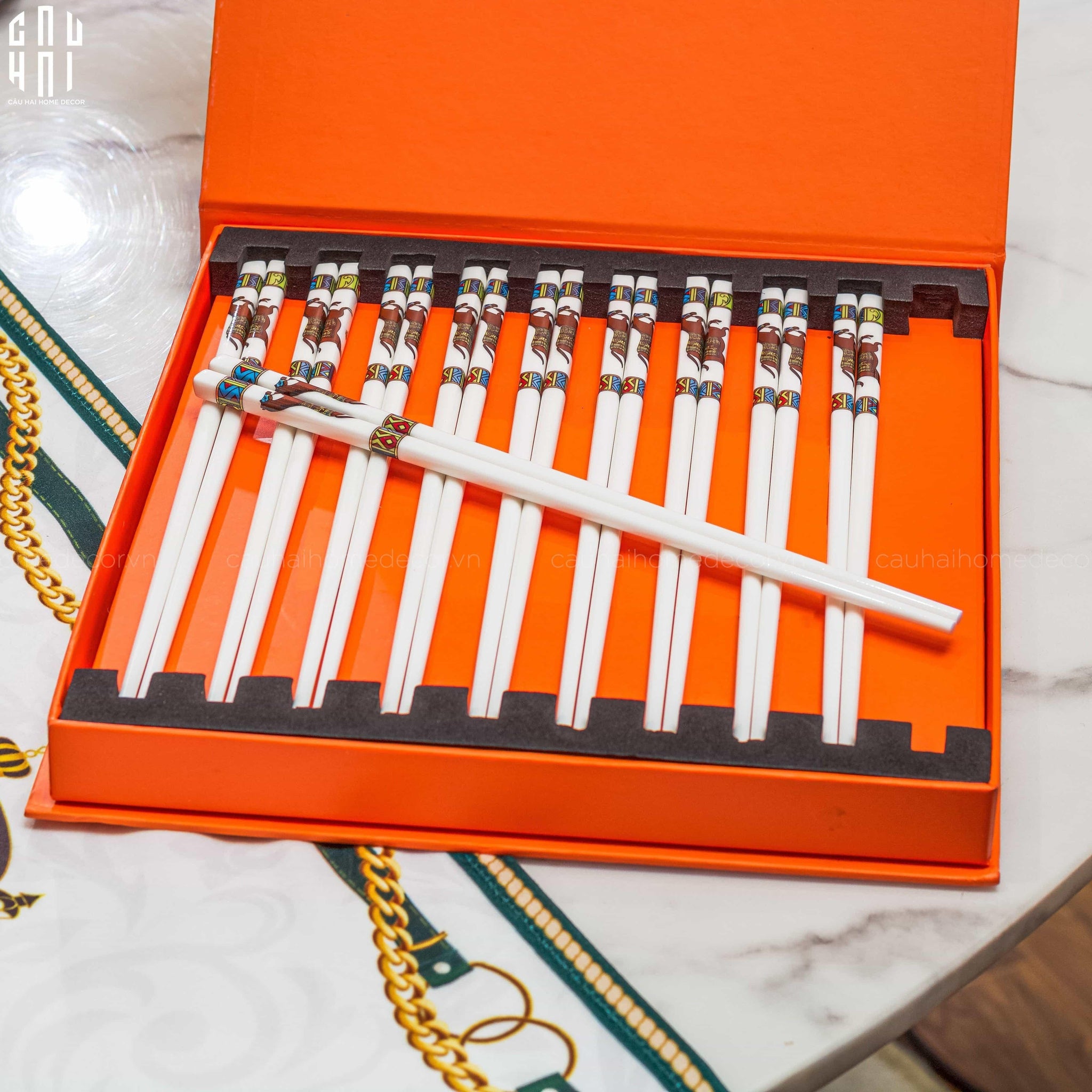 Set 10 Đôi Đũa Sứ Legacy Cheval Oriental Héritage Couture Ceramic Chopsticks Set-CẬU HAI HOME DECOR