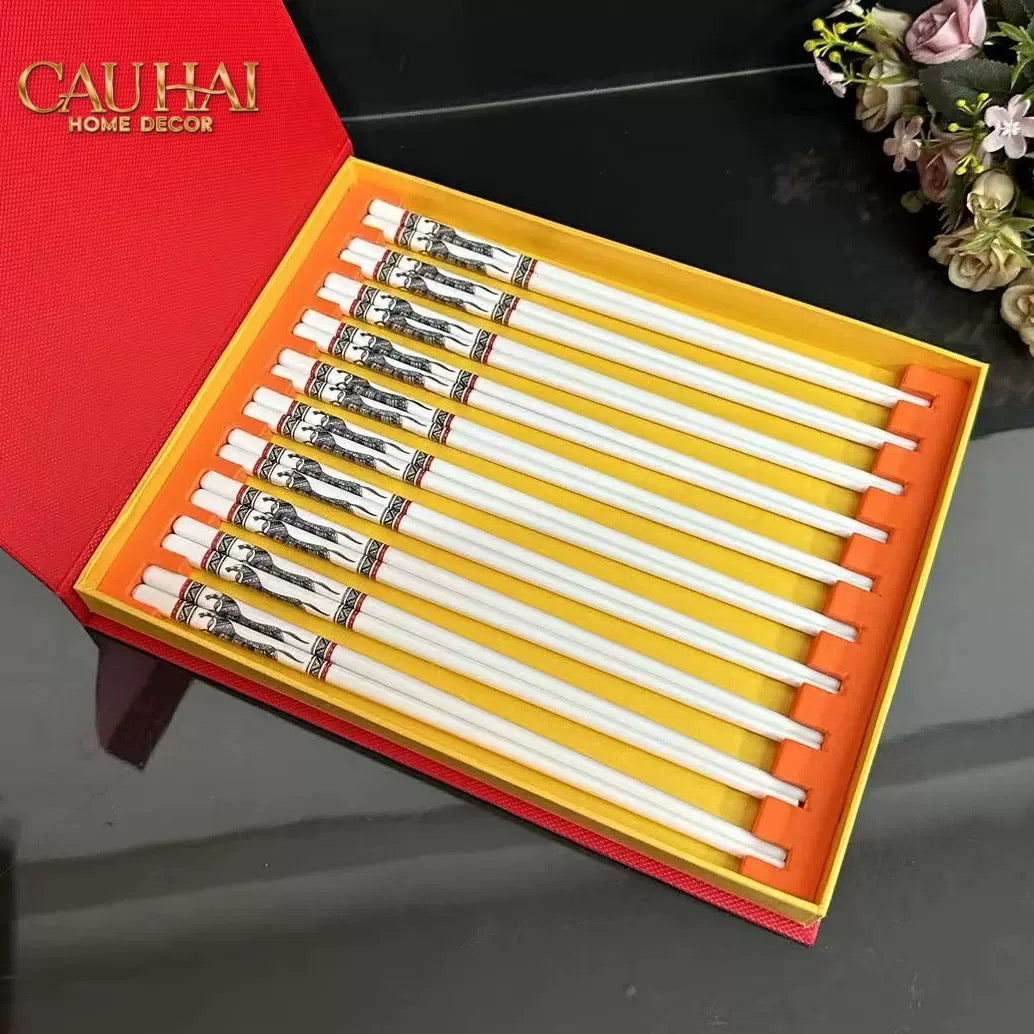 Set 10 Đôi Đũa Sứ Legacy Cheval Oriental Héritage Couture Ceramic Chopsticks Set-CẬU HAI HOME DECOR