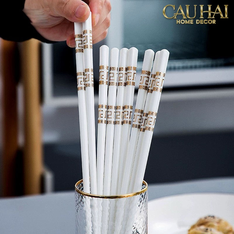 Set 10 Đôi Đũa Sứ V Class White Gold Greek Key Atélier Porcelain Chopsticks-CẬU HAI HOME DECOR