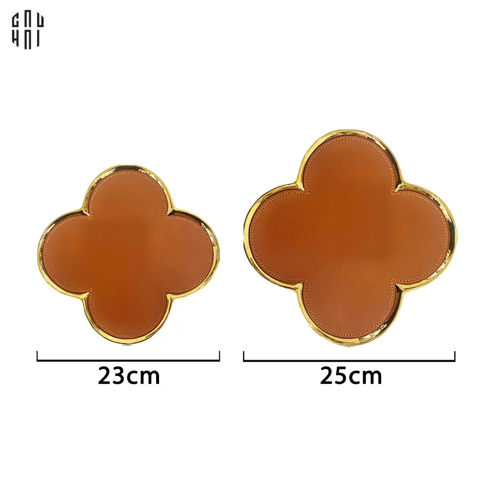 SET 2 ĐĨA SỨ BỌC DA LOUIS. V FLEUR DE MONOGRAM - GOLD VERSION-CẬU HAI HOME DECOR