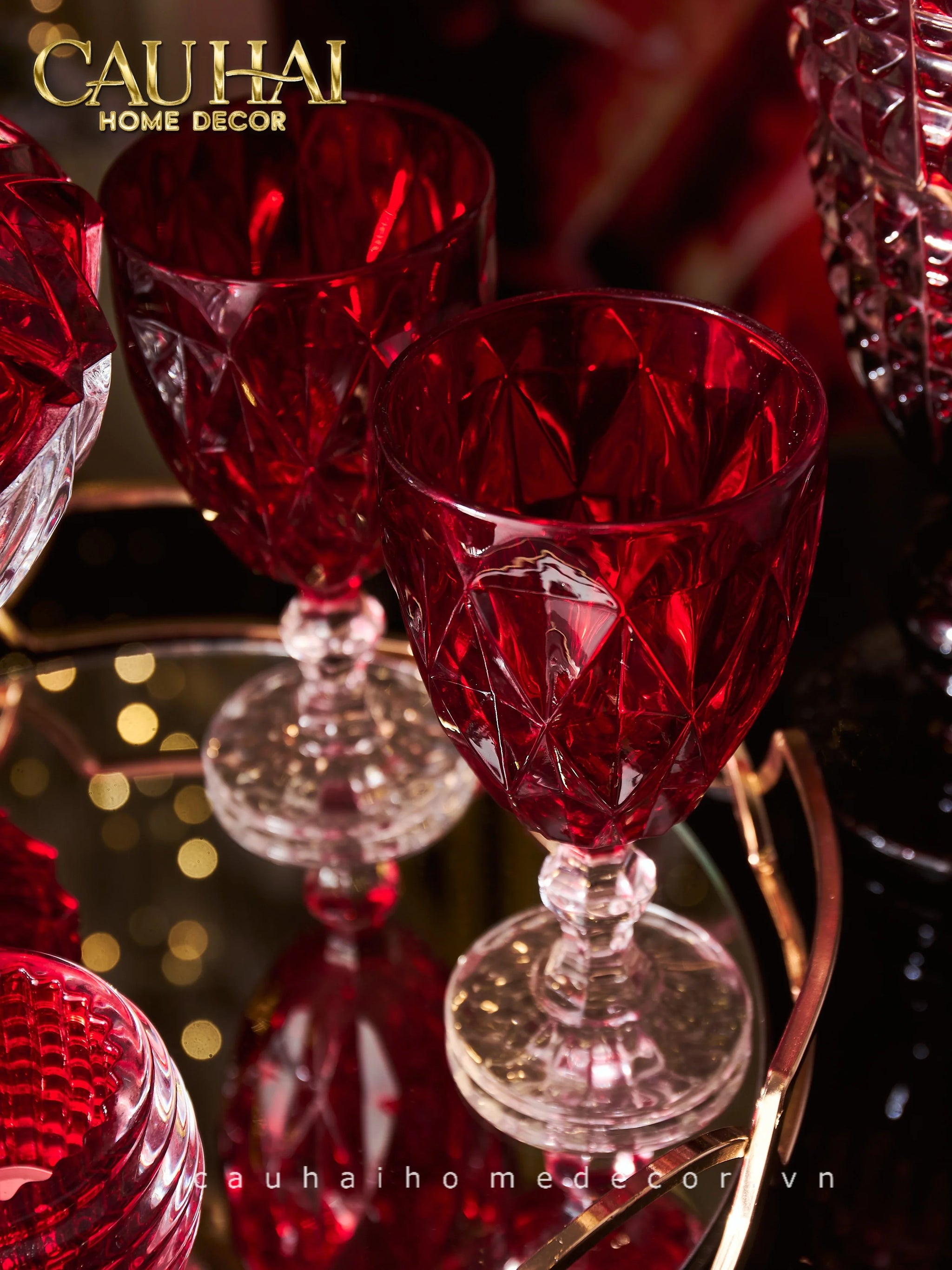 Set 2 Ly Cocktail Thuỷ Tinh Diamond Facetté Goblet - Ruby Red 8.6x16.8 300Ml-CẬU HAI HOME DECOR
