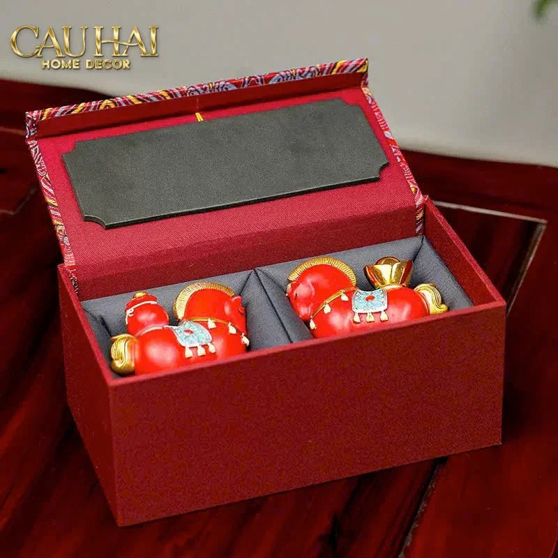 Set 2 Tượng Chu Mã Cát Tường Gift Box-CẬU HAI HOME DECOR