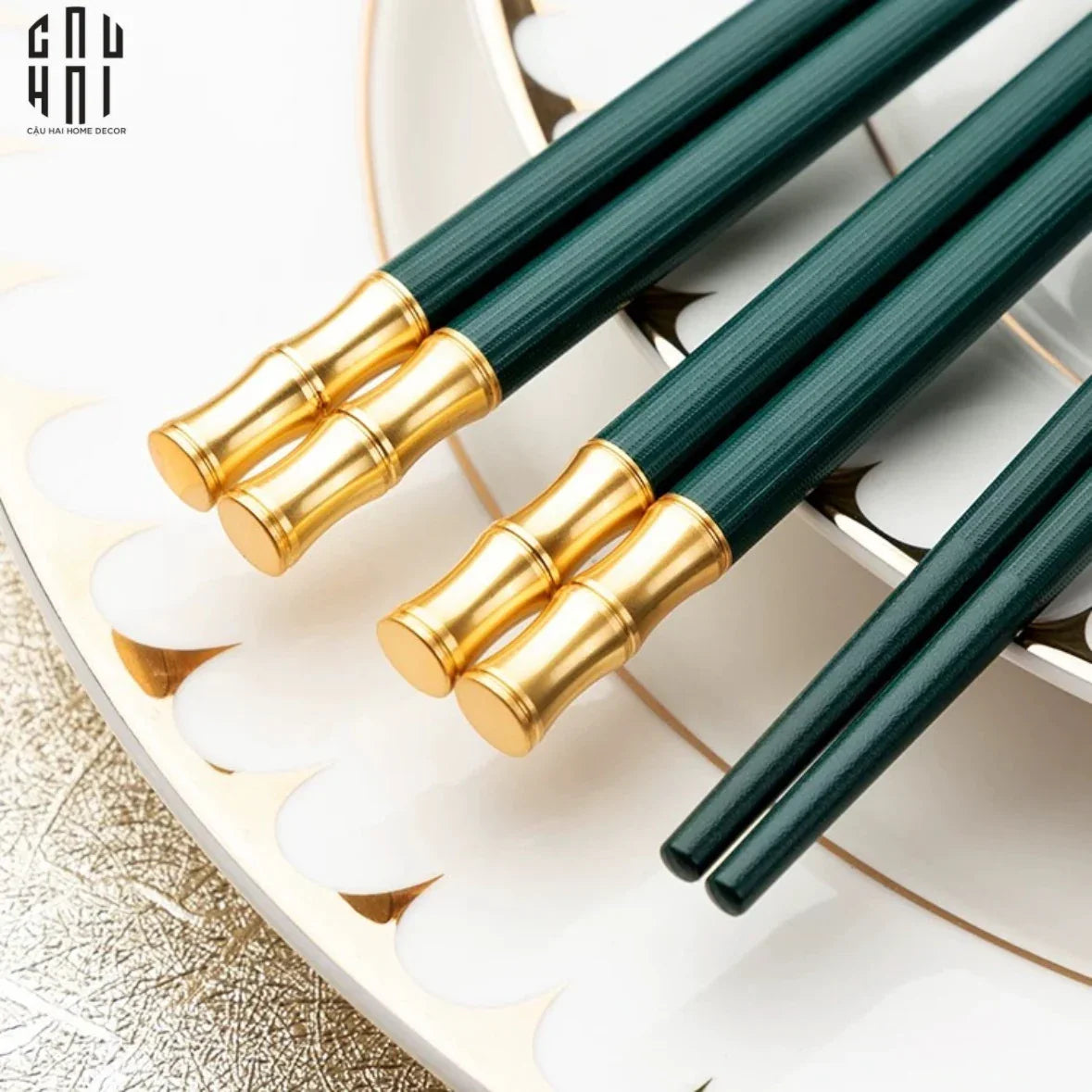 Set 5 Đôi Đũa Sợi Thuỷ Tinh - Emerald Golden Bamboo Chopsticks 24cm-CẬU HAI HOME DECOR