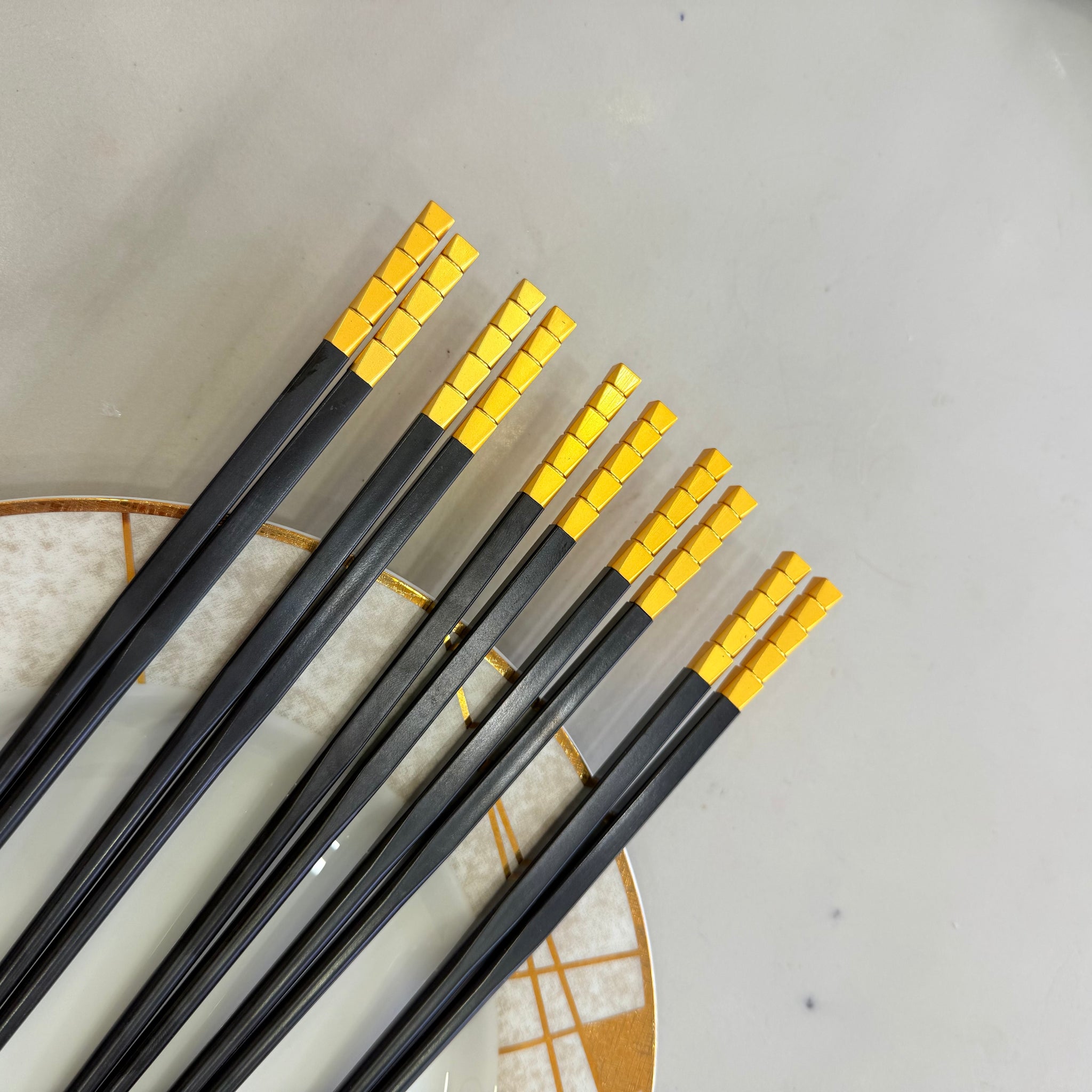 Set 5 Đôi Đũa Sợi Thuỷ Tinh - Facetté Gold Chopsticks 27cm-CẬU HAI HOME DECOR