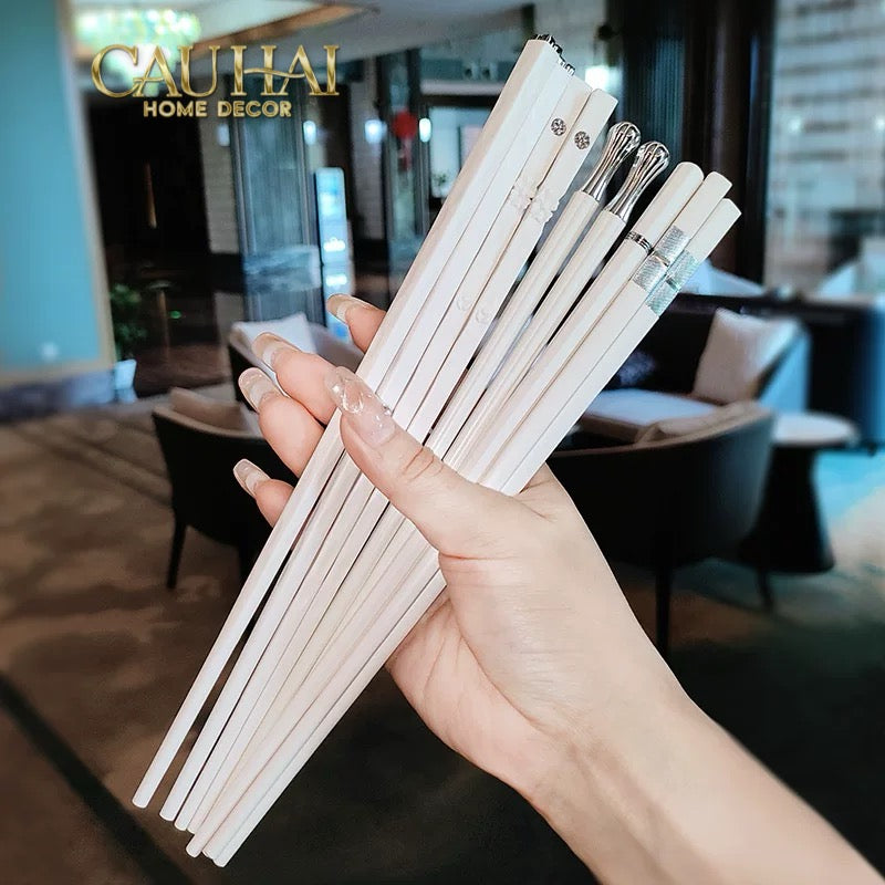 Set 5 Đôi Đũa Sợi Thuỷ Tinh Opal Platinum Monochrome PET Chopsticks 24cm-CẬU HAI HOME DECOR