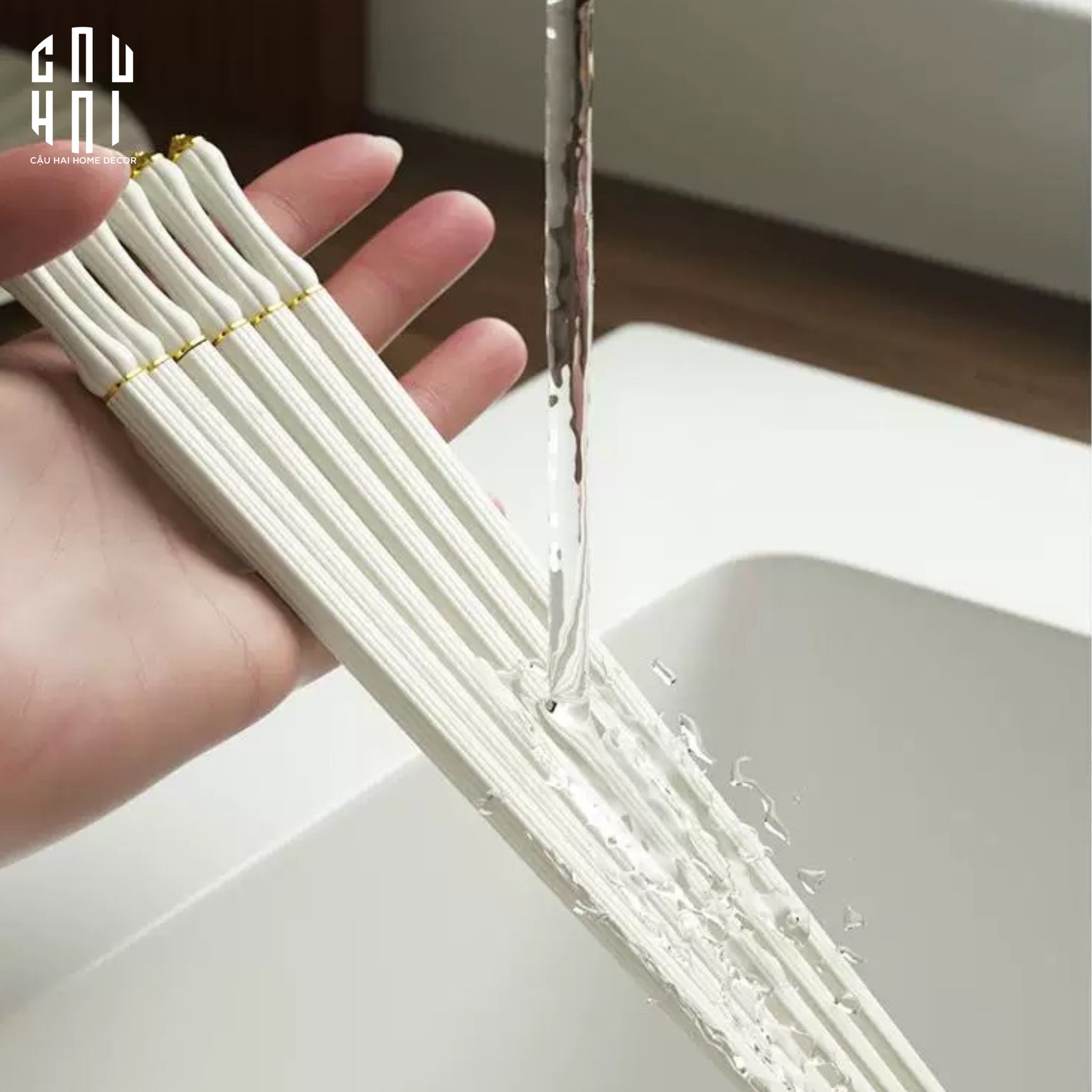 Set 5 Đôi Đũa Sợi Thuỷ Tinh Opaline Classic PET Chopsticks 24cm-CẬU HAI HOME DECOR